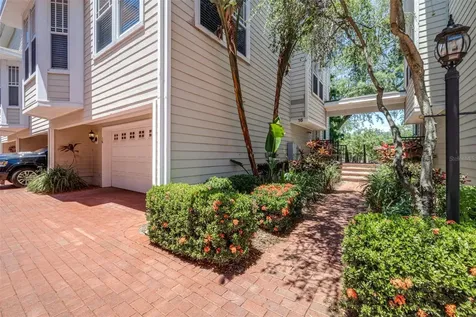 3315 W De Leon Street Tampa FL 33609