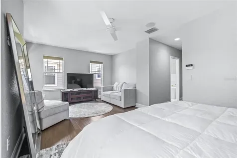 3315 W De Leon Street Tampa FL 33609