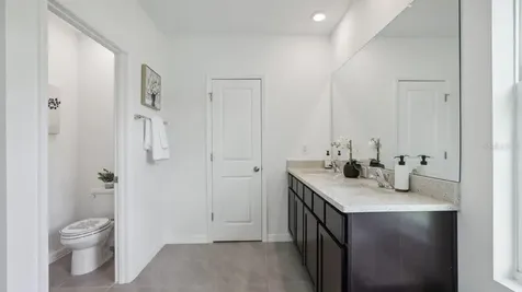 5295 Berry Bay Avenue Wimauma FL 33598