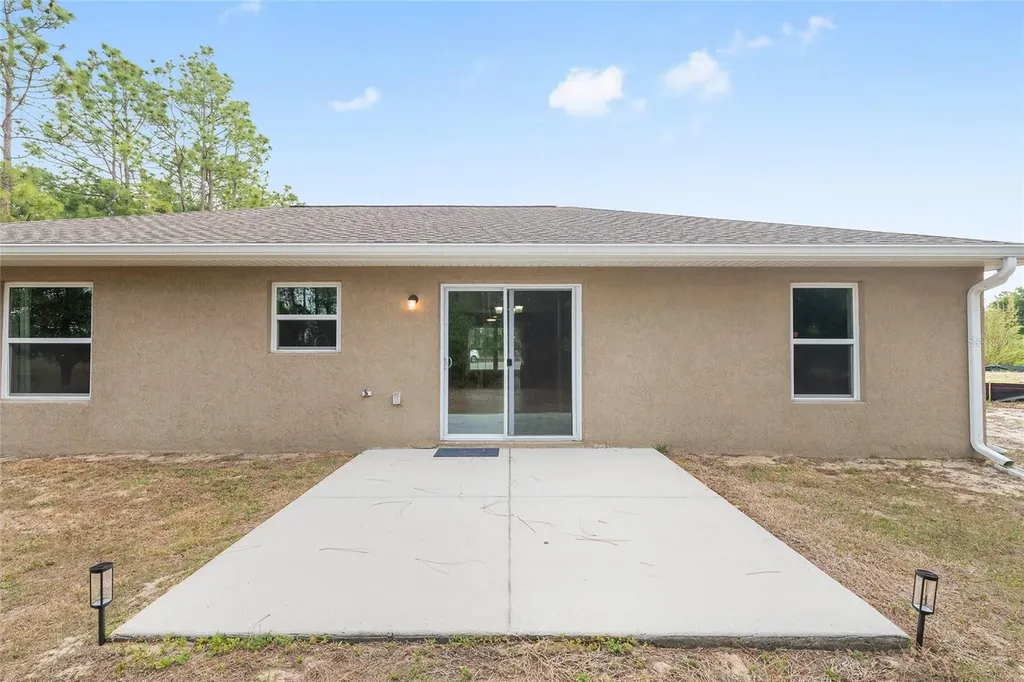 2 Hemlock Loop Drive Ocala FL 34472