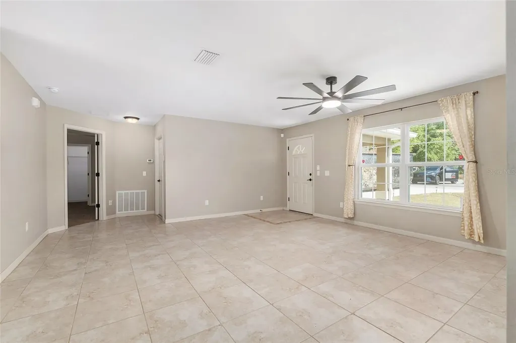 2 Hemlock Loop Drive Ocala FL 34472