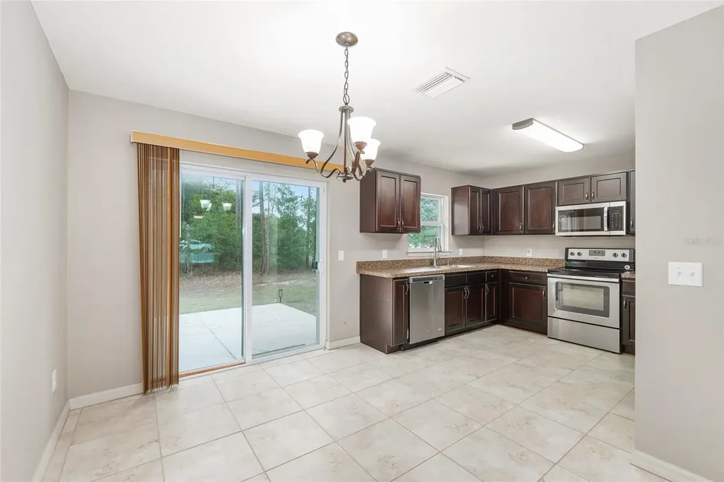 2 Hemlock Loop Drive Ocala FL 34472