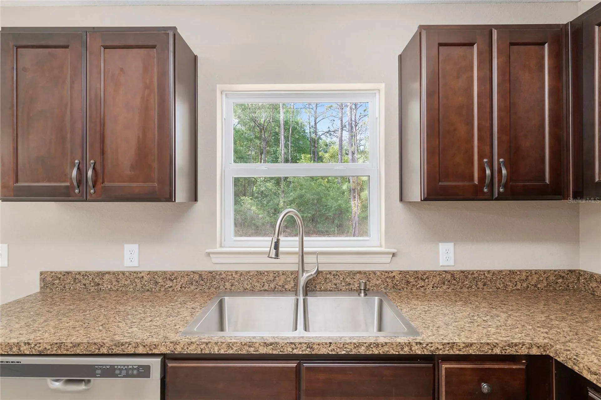 2 Hemlock Loop Drive Ocala FL 34472
