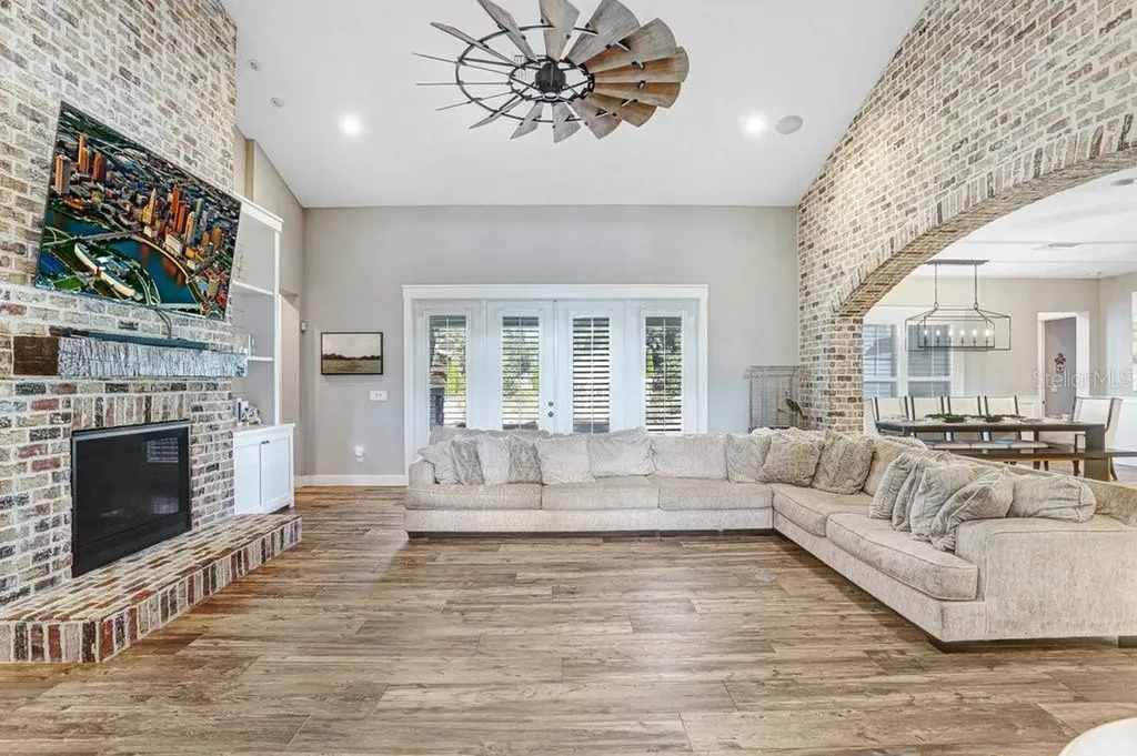 11634 Davis Pool Road Seffner FL 33584
