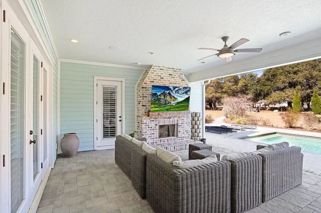 11634 Davis Pool Road Seffner FL 33584