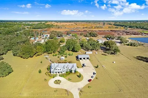 11634 Davis Pool Road Seffner FL 33584
