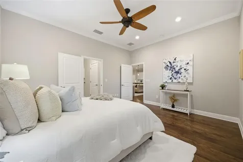 2902 W Heiter Street Tampa FL 33607