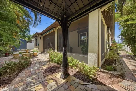 2902 W Heiter Street Tampa FL 33607