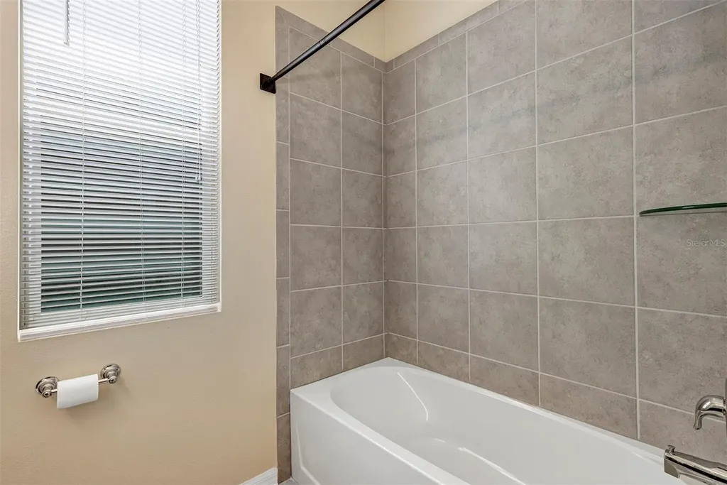 26868 White Plains Way Leesburg FL 34748