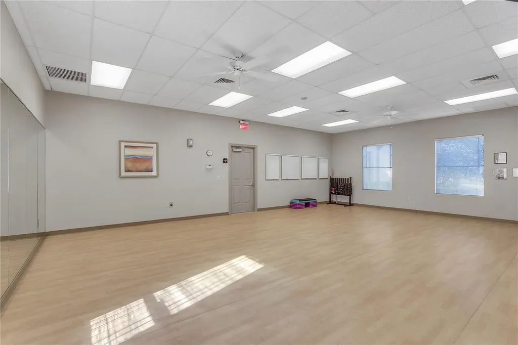 26868 White Plains Way Leesburg FL 34748