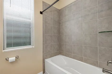 26868 White Plains Way Leesburg FL 34748