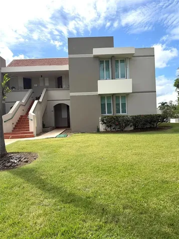 693 North Coast Village Vega Alta PR 00692