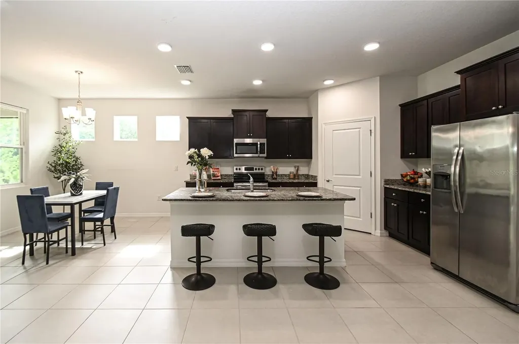 1052 Manzanar Place Wesley Chapel FL 33543
