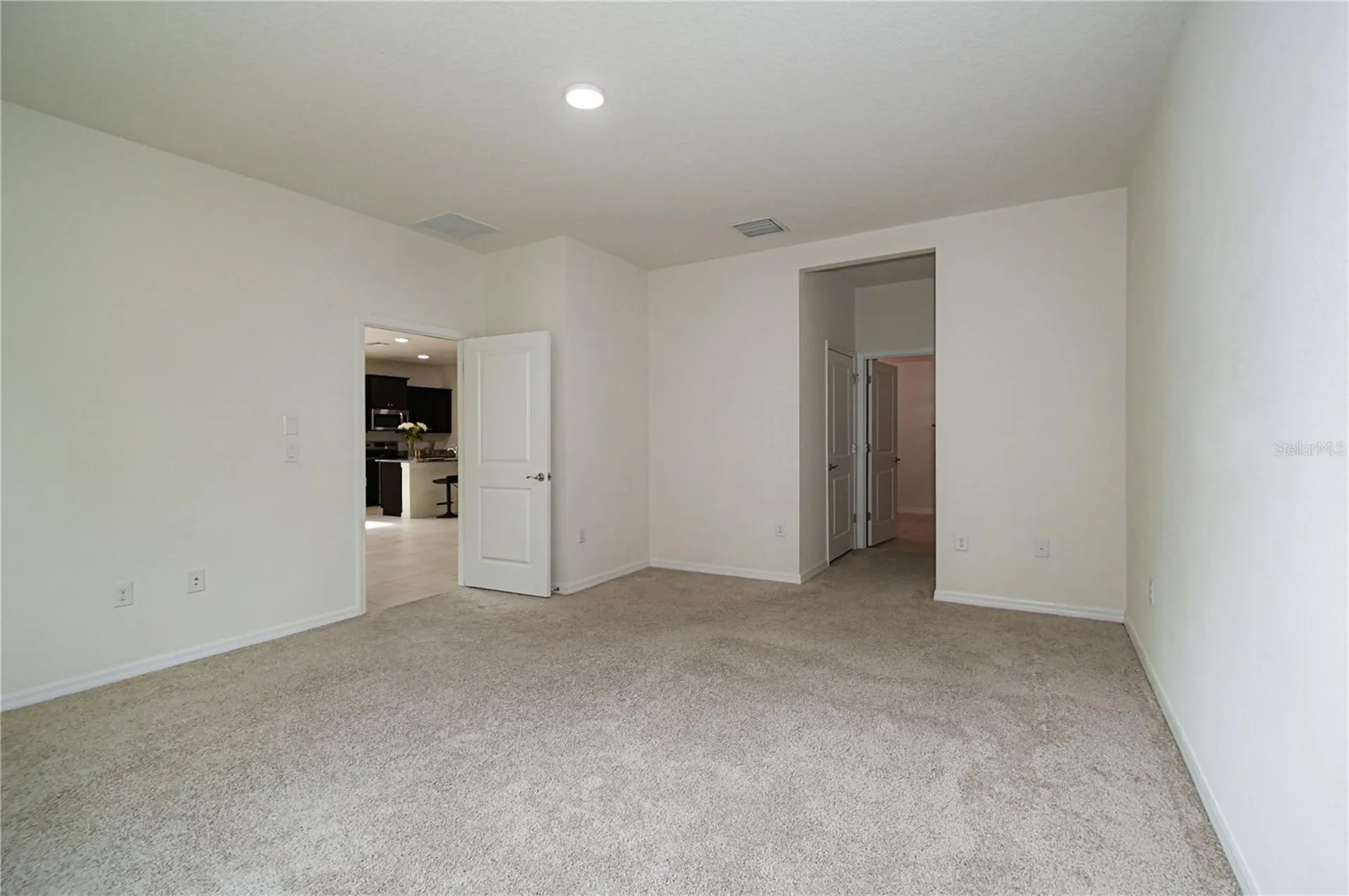1052 Manzanar Place Wesley Chapel FL 33543