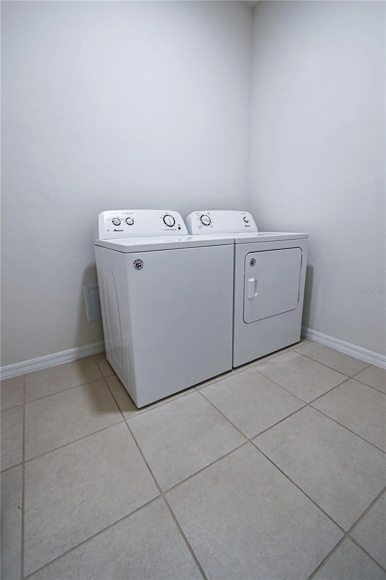 1052 Manzanar Place Wesley Chapel FL 33543