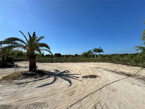 11851 Stringfellow Road Bokeelia FL 33922
