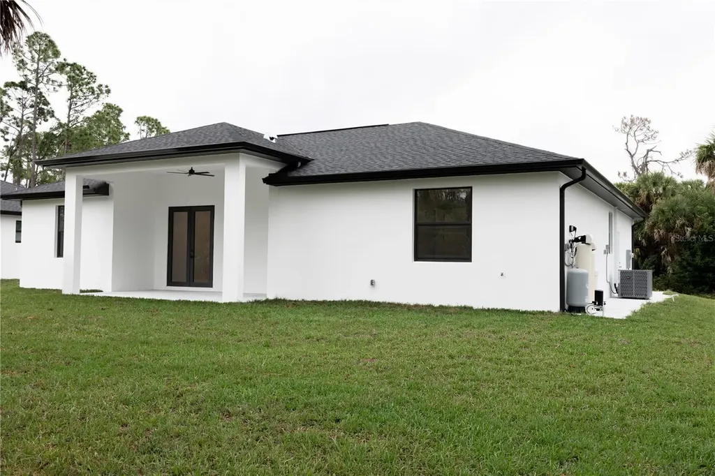 3041 Draper Terrace North Port FL 34286