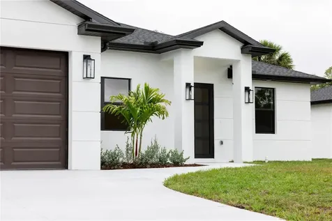 3041 Draper Terrace North Port FL 34286