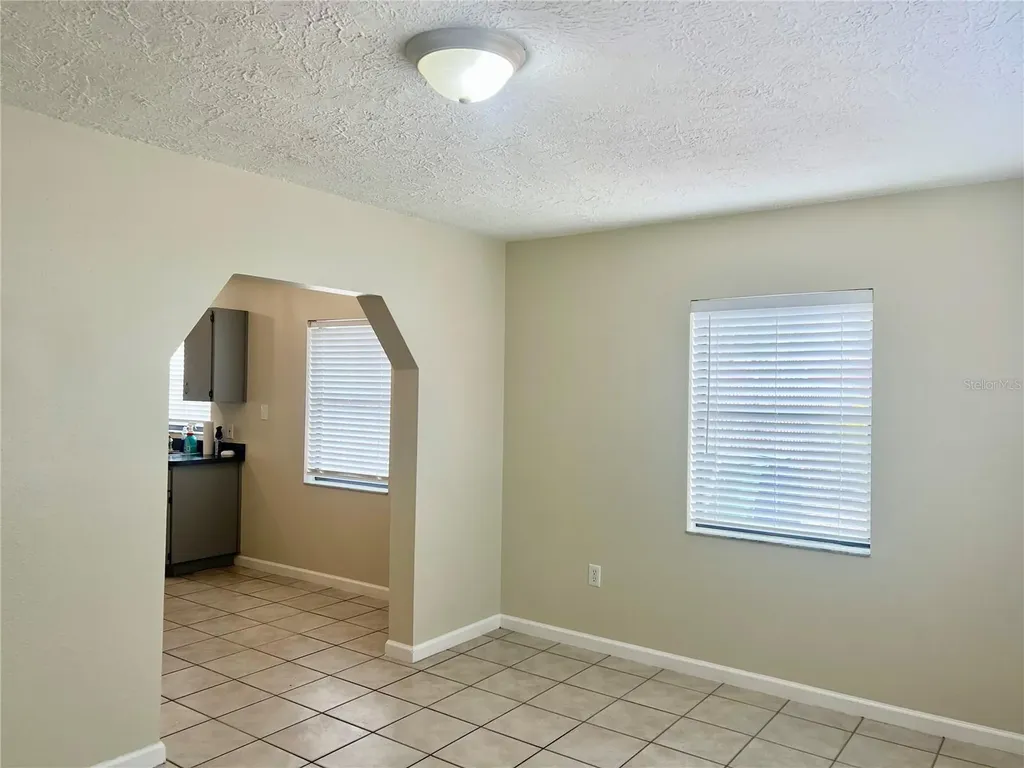 3110 W Ivy Street Tampa FL 33607