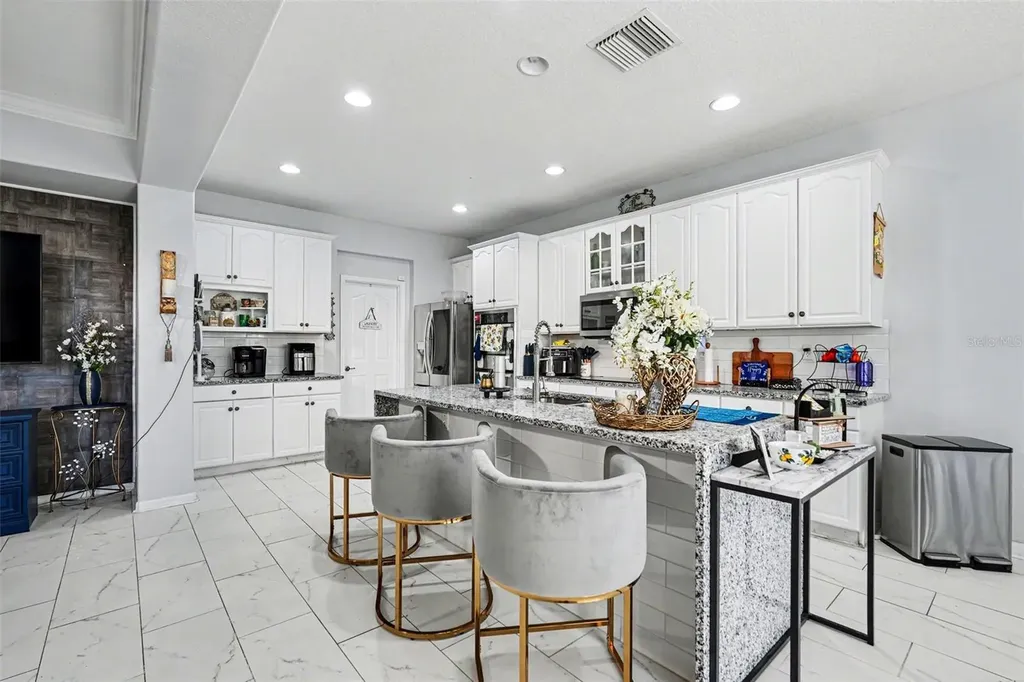 1720 Atlantic Drive Ruskin FL 33570