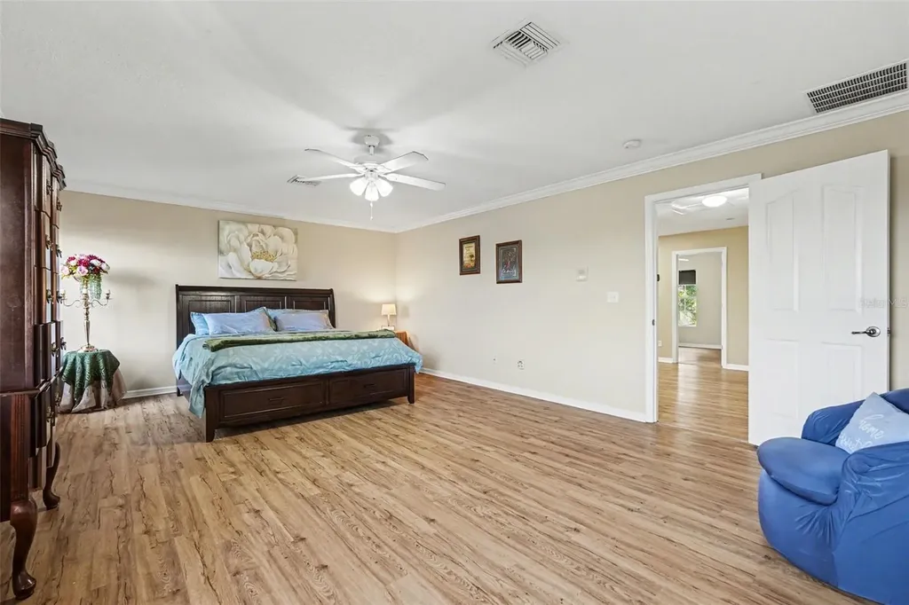 1720 Atlantic Drive Ruskin FL 33570