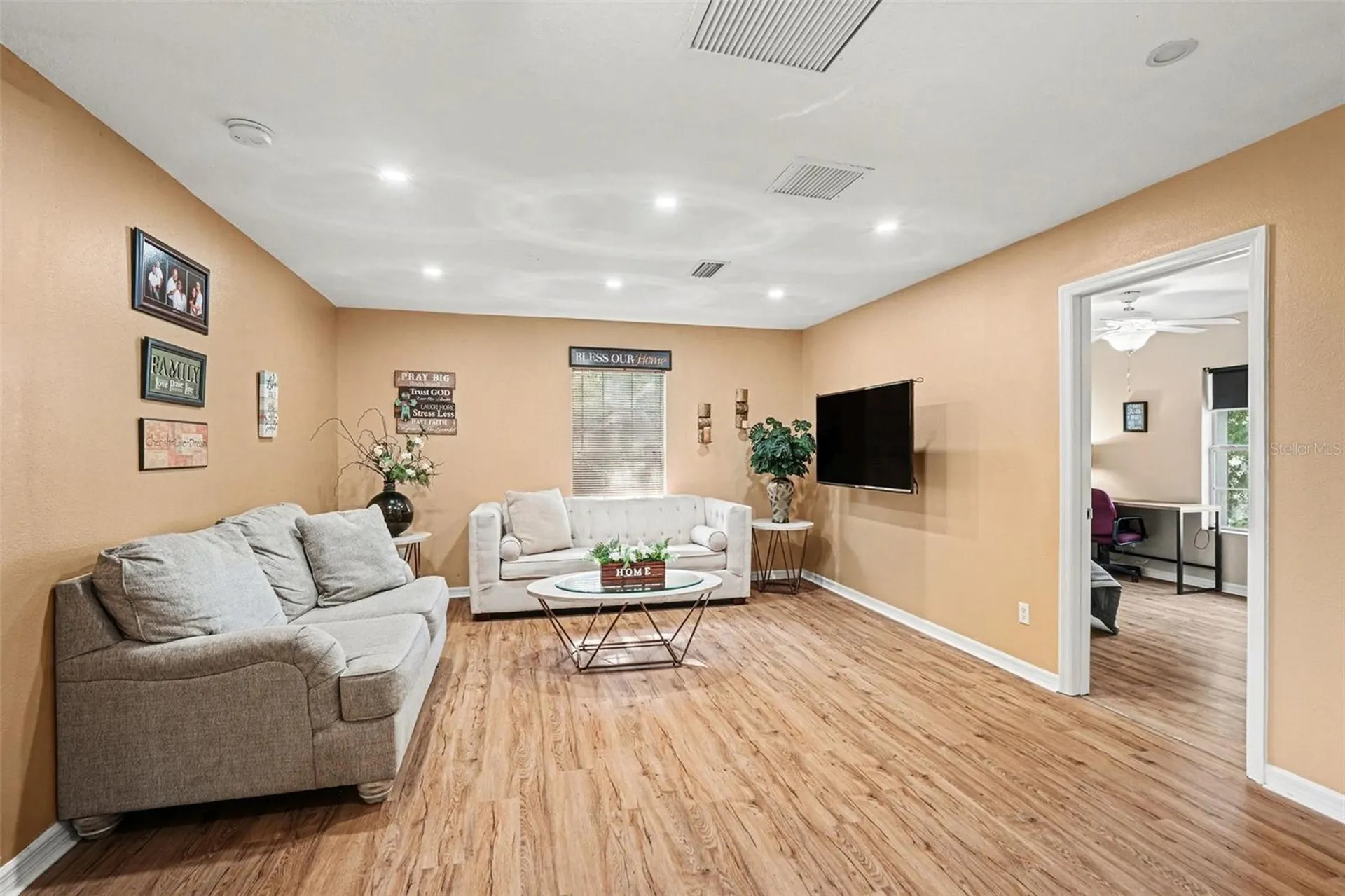 1720 Atlantic Drive Ruskin FL 33570