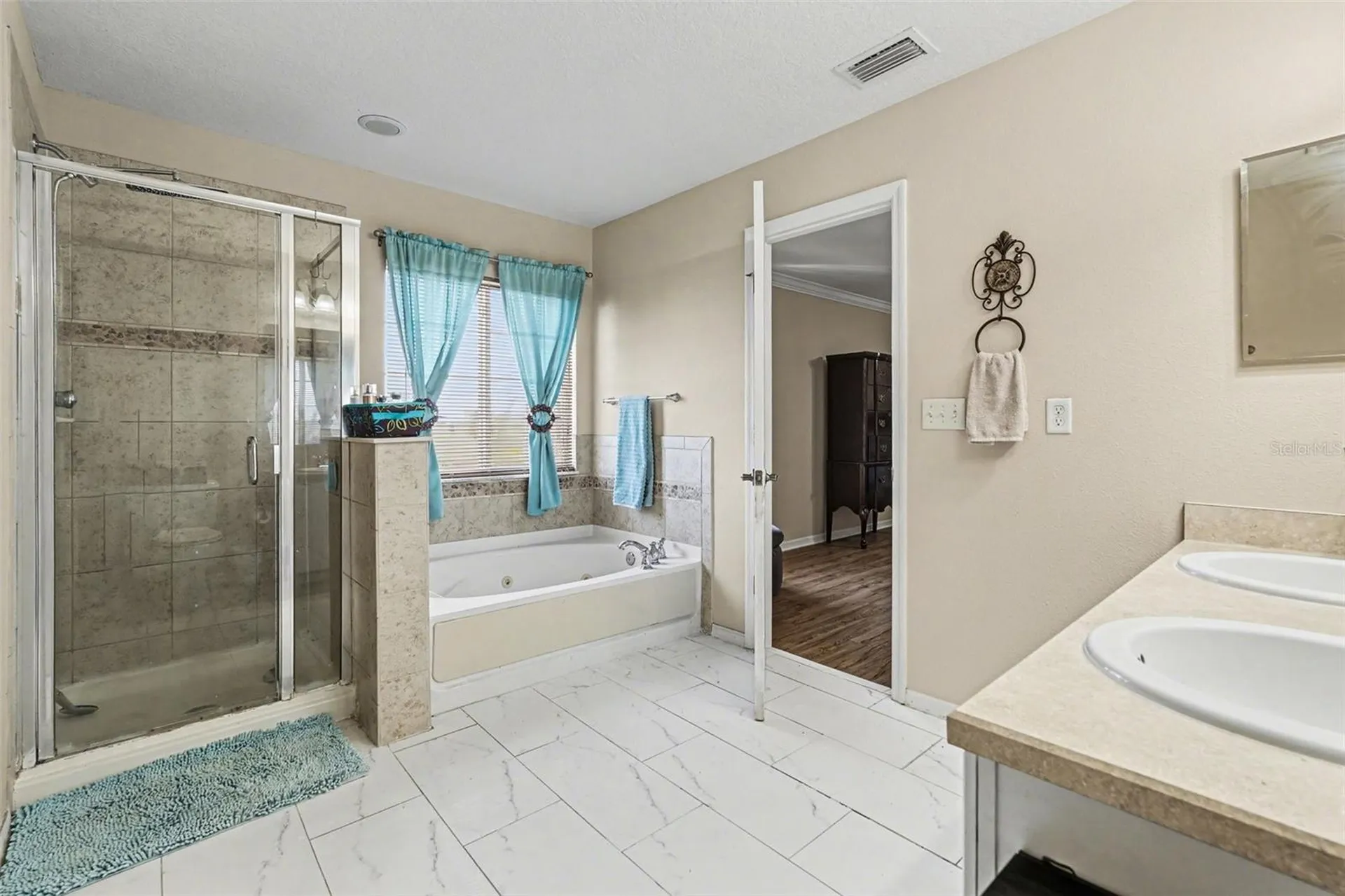 1720 Atlantic Drive Ruskin FL 33570