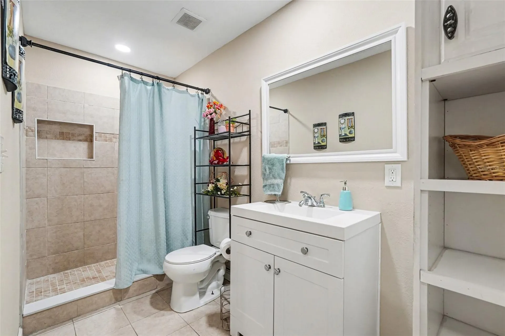 1720 Atlantic Drive Ruskin FL 33570