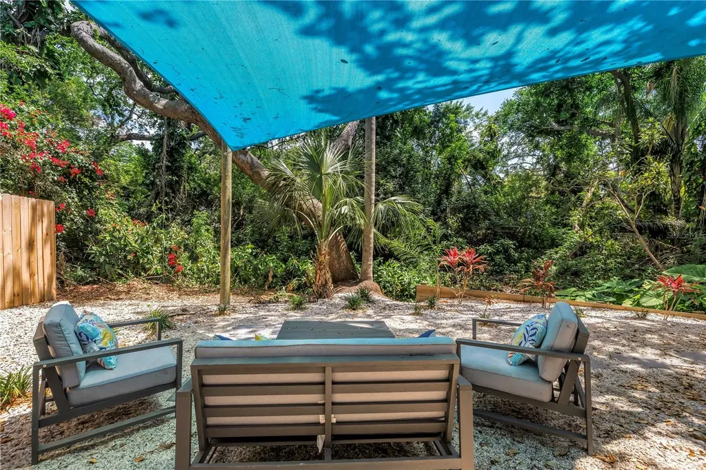 3518 Pocahontas Drive Largo FL 33774