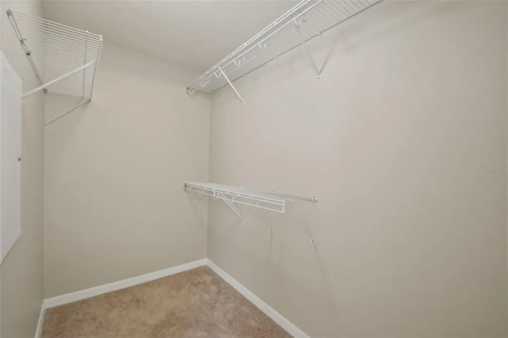 6409 Bridgecrest Drive Lithia FL 33547