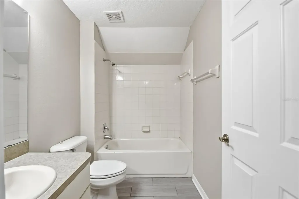 6409 Bridgecrest Drive Lithia FL 33547