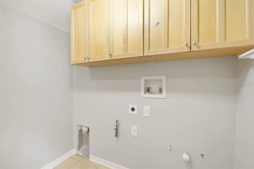6409 Bridgecrest Drive Lithia FL 33547
