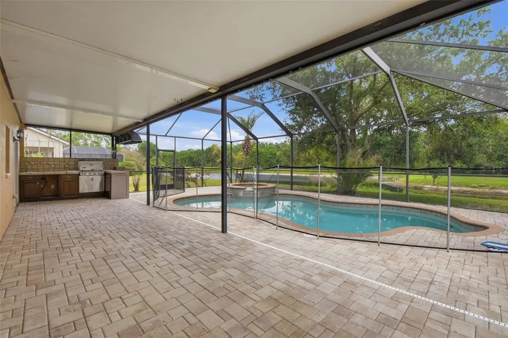 6409 Bridgecrest Drive Lithia FL 33547