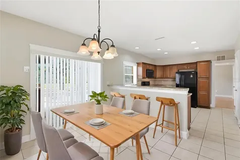 6409 Bridgecrest Drive Lithia FL 33547