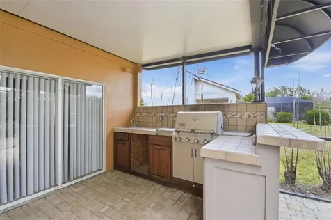 6409 Bridgecrest Drive Lithia FL 33547