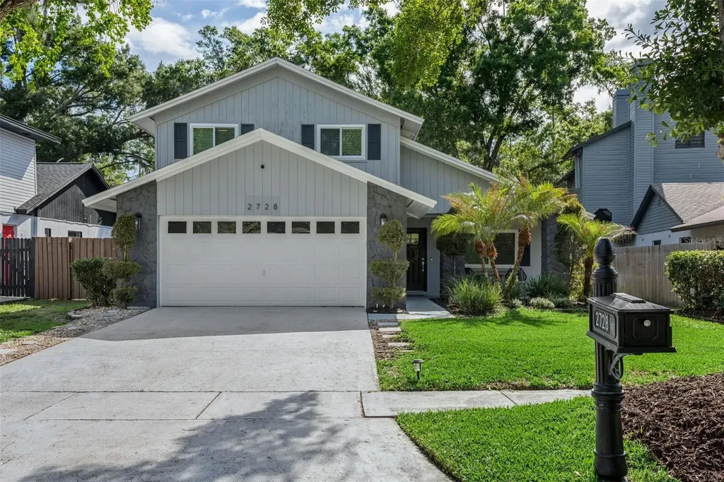 2728 Lakeville Drive Tampa FL 33618