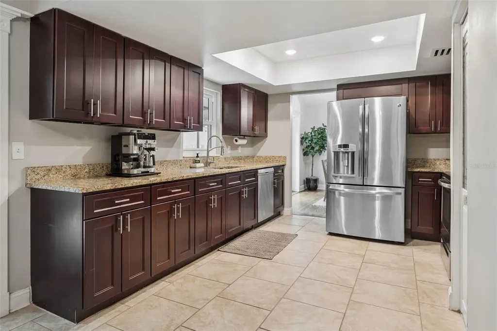 2728 Lakeville Drive Tampa FL 33618