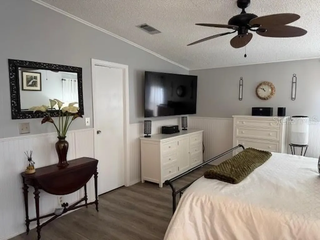 1001 Starkey Road Largo FL 33771