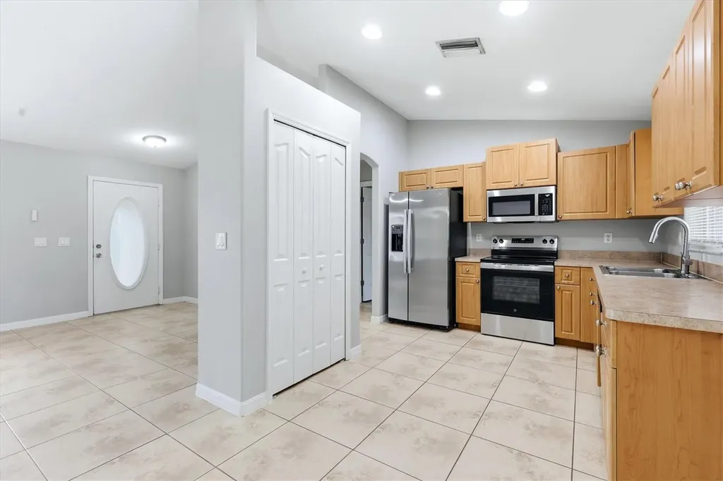 3303 Sawmill Avenue North Port FL 34286