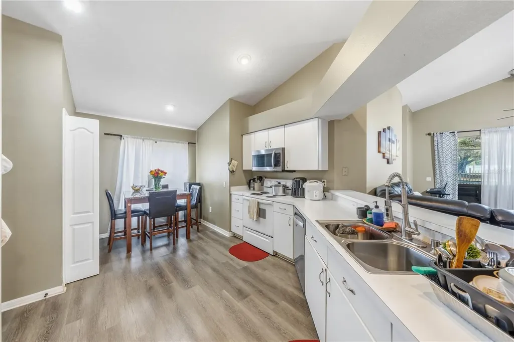 3324 Manor Cove Circle Riverview FL 33578