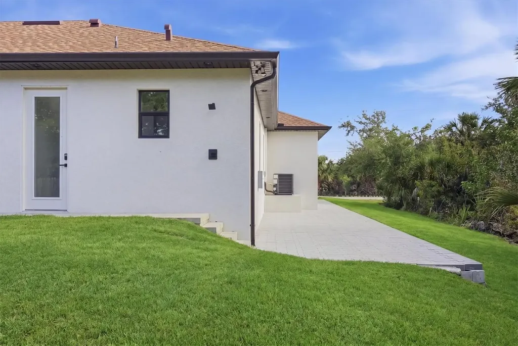 13241 Galveston Avenue Port Charlotte FL 33981