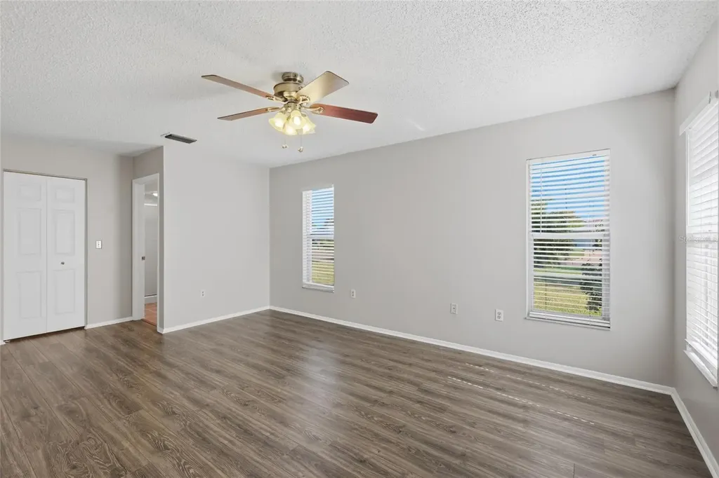 1801 70th Street W Bradenton FL 34209