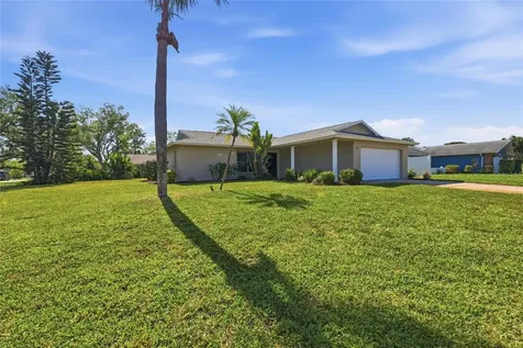 1801 70th Street W Bradenton FL 34209
