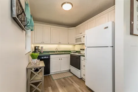 5 Vista Palm Lane Vero Beach FL 32962