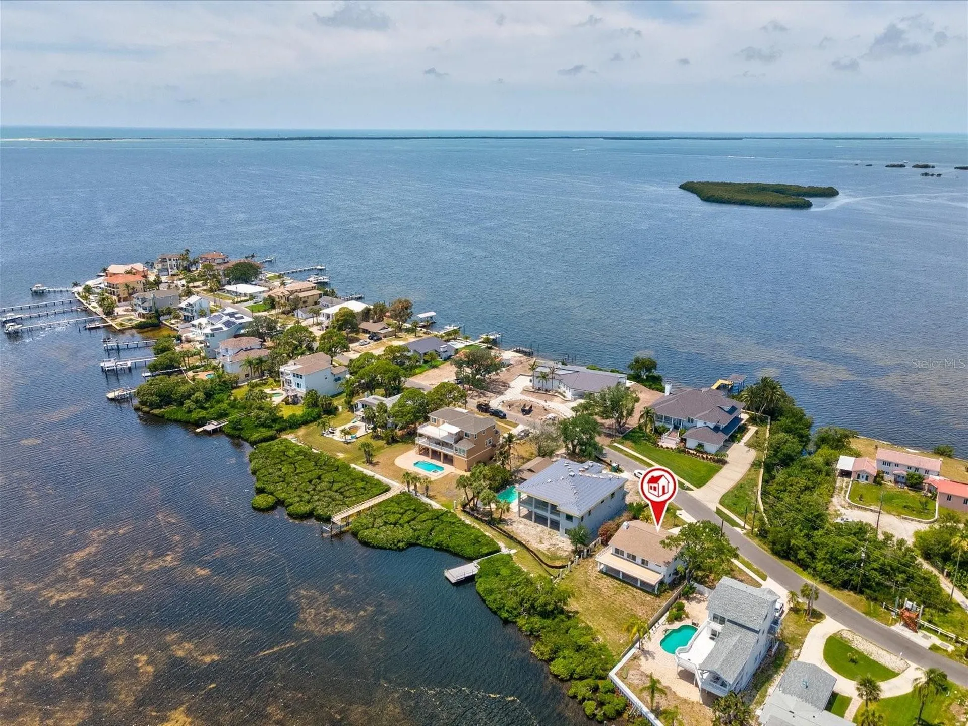 1647 Sea Breeze Drive Tarpon Springs FL 34689