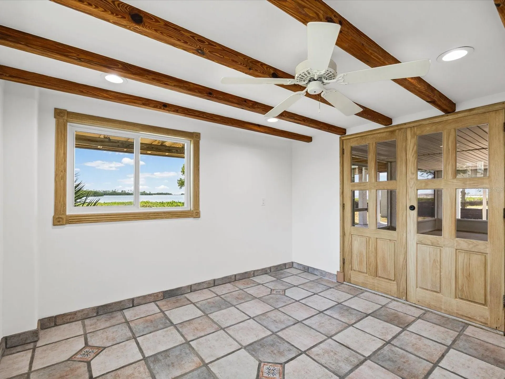1647 Sea Breeze Drive Tarpon Springs FL 34689
