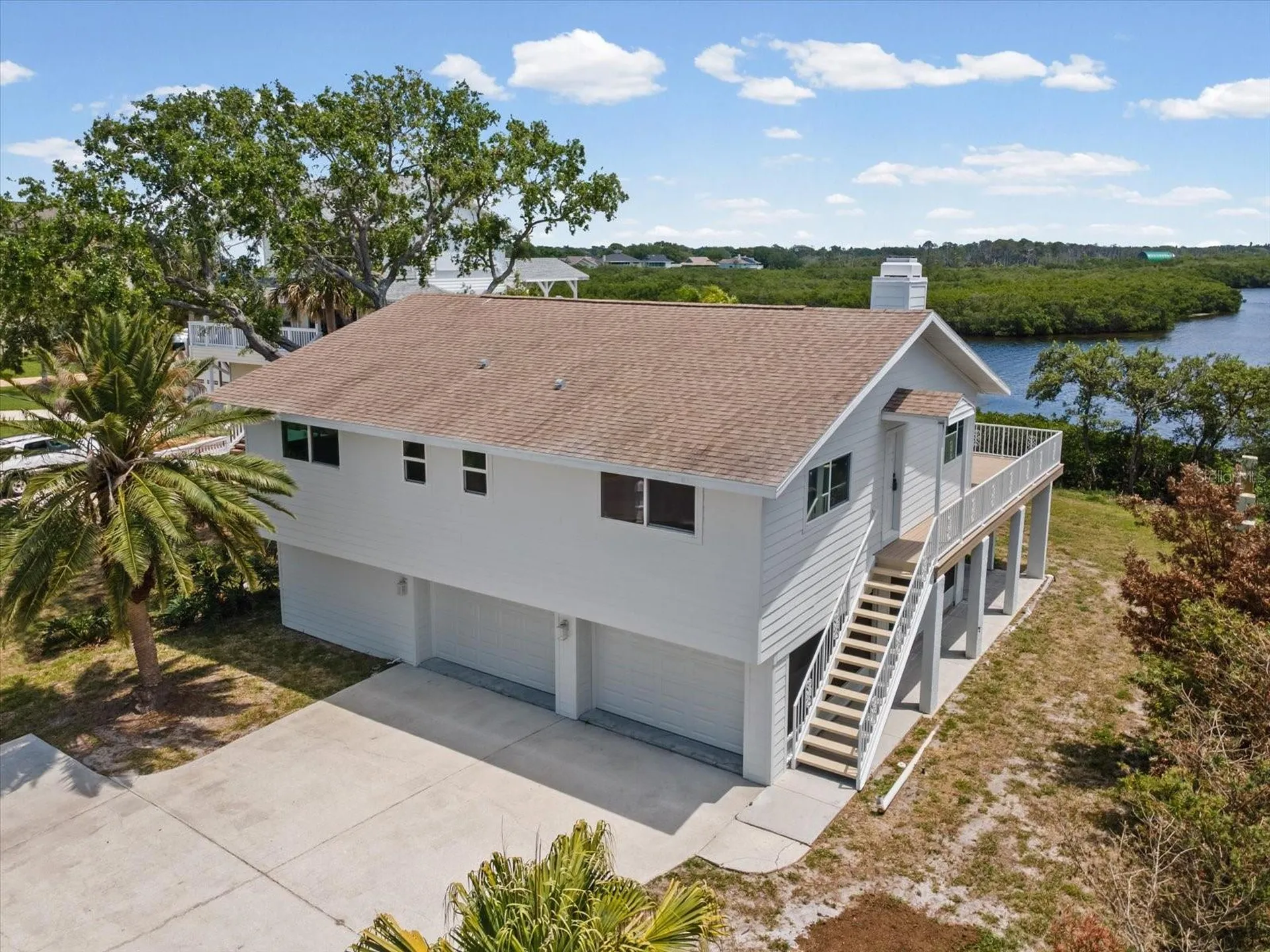1647 Sea Breeze Drive Tarpon Springs FL 34689