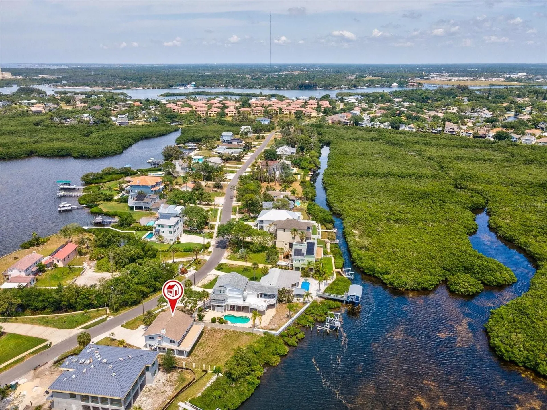 1647 Sea Breeze Drive Tarpon Springs FL 34689