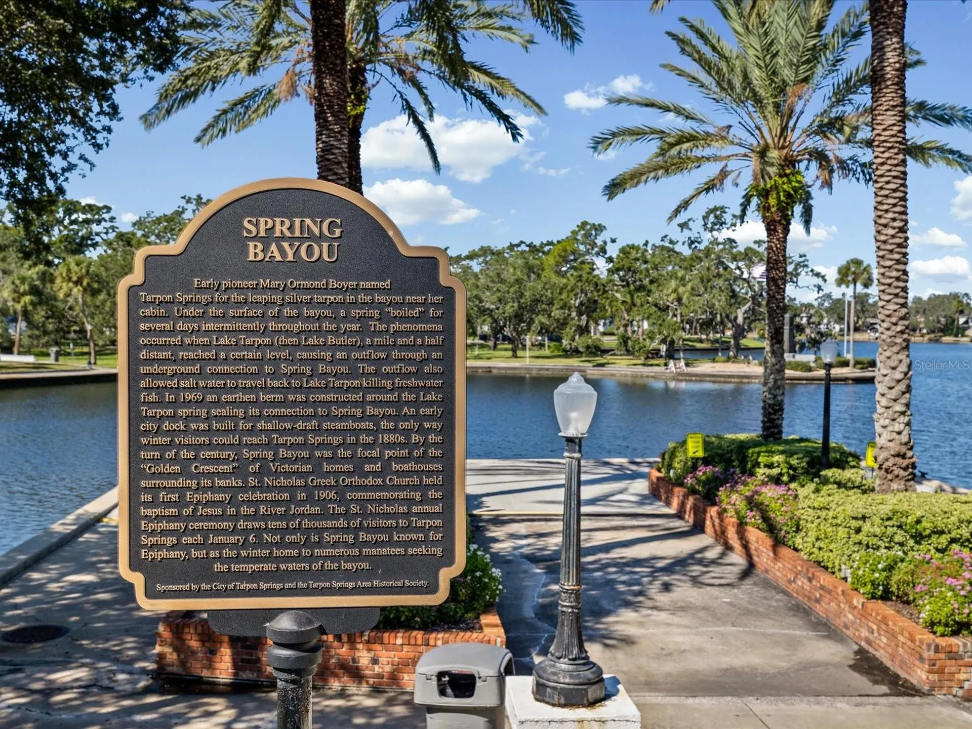 1647 Sea Breeze Drive Tarpon Springs FL 34689