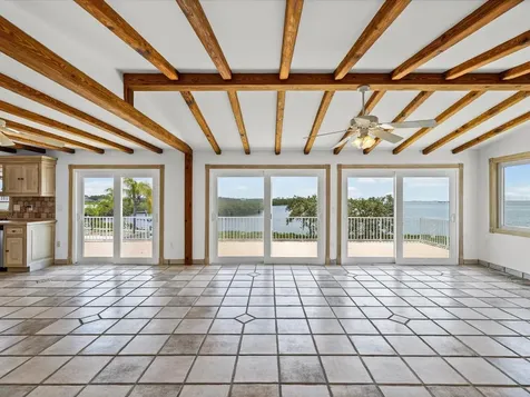 1647 Sea Breeze Drive Tarpon Springs FL 34689